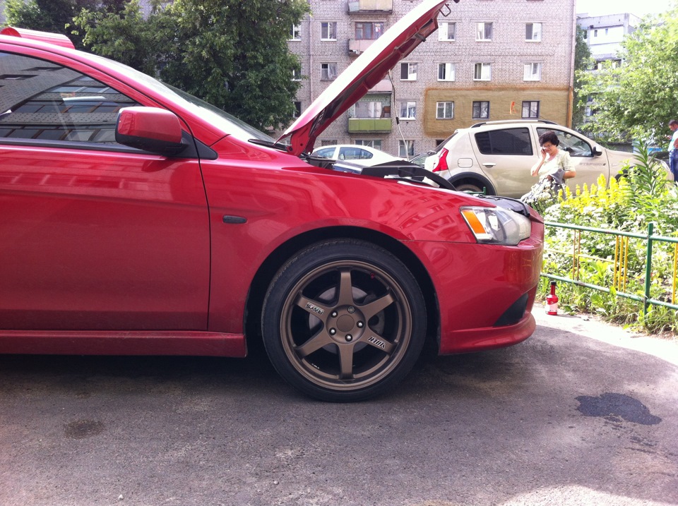 стало — Mitsubishi Lancer X