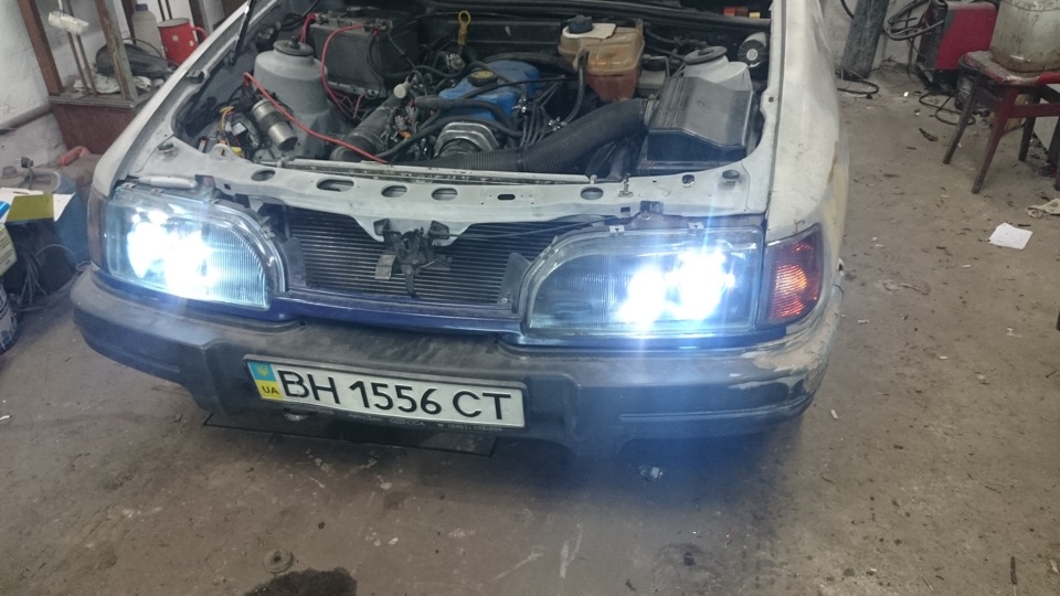 Дхо габариты и ближний — Ford Sierra