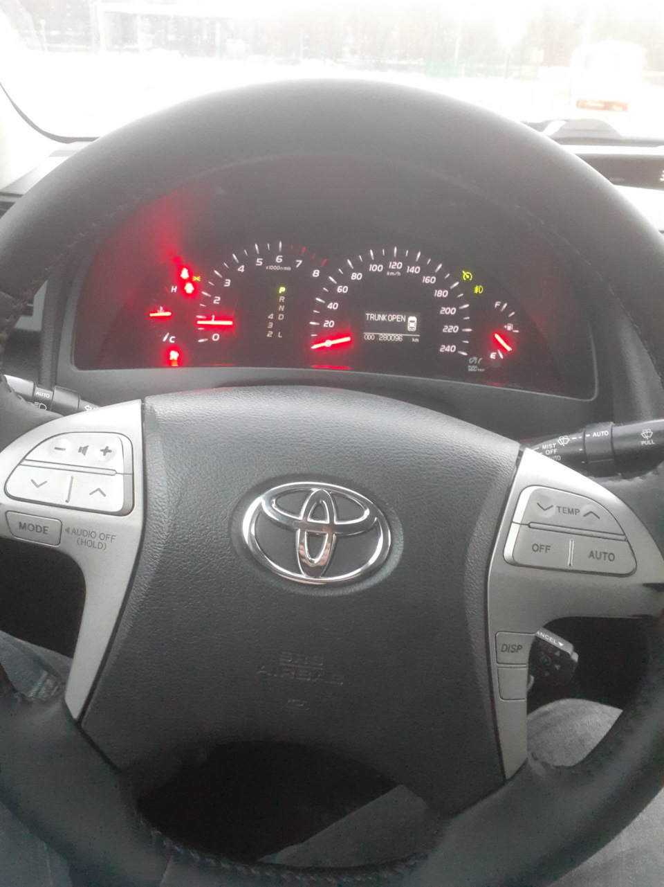 Фото в бортжурнале Toyota Camry (XV40). Запчасти на фото: 2S0095