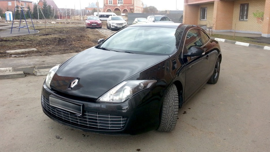 Renault Laguna Coupe 2.0T - "Black Shark"