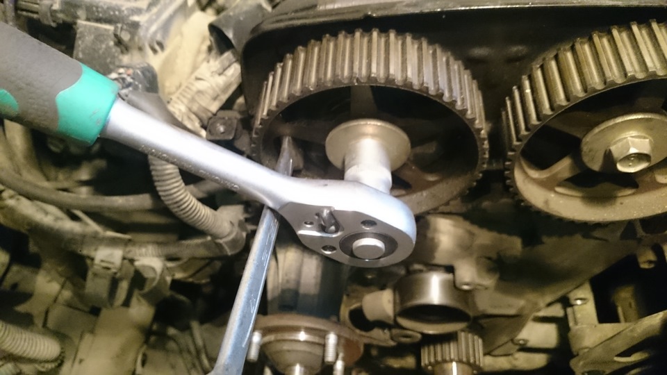 Photo from the logbook Toyota Crown (S140)