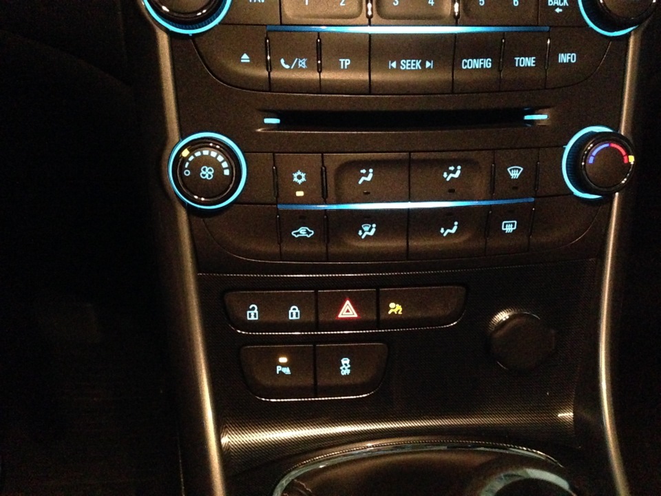 Поварачиваю обдув и включается кондей! — Chevrolet Malibu (8G)