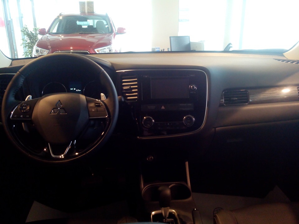 Фото в бортжурнале Mitsubishi Outlander (3G)