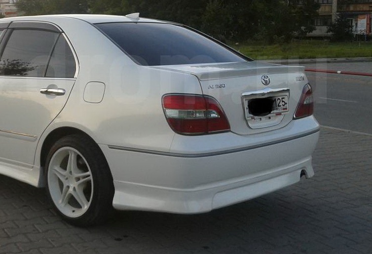 на подобие спойлер — Toyota Brevis. Запчасти на фото: AS833
