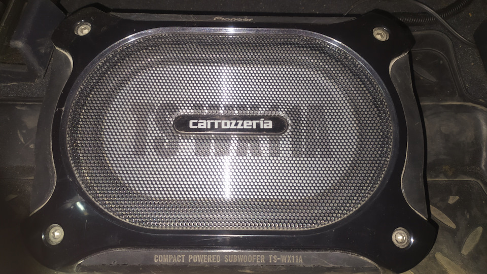 Сабвуфер Pioneer Carrozzeria TS-WX11A — Toyota Avensis II бензин
