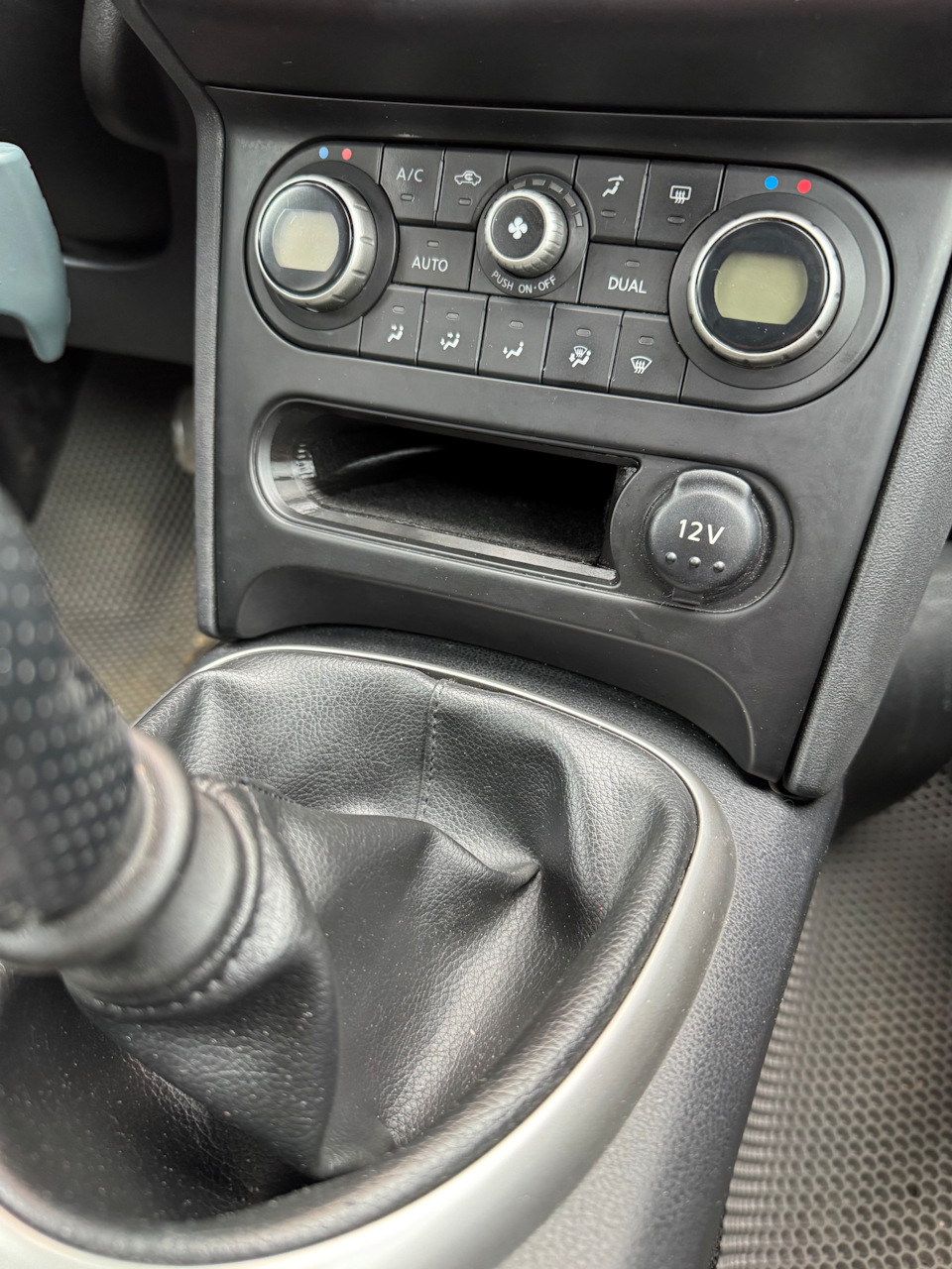 Полка — Nissan Qashqai (1G)