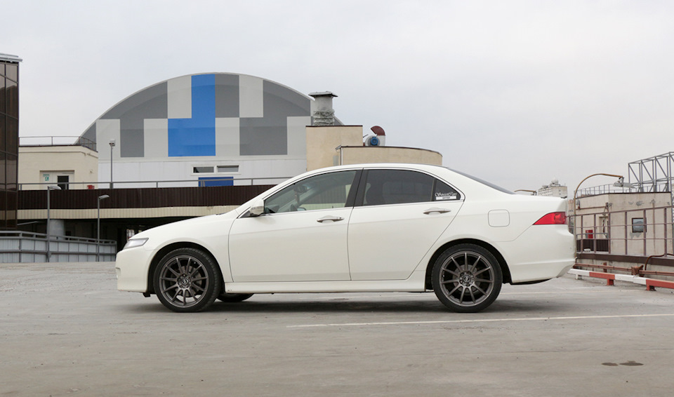 Фото в бортжурнале Honda Accord (7G)