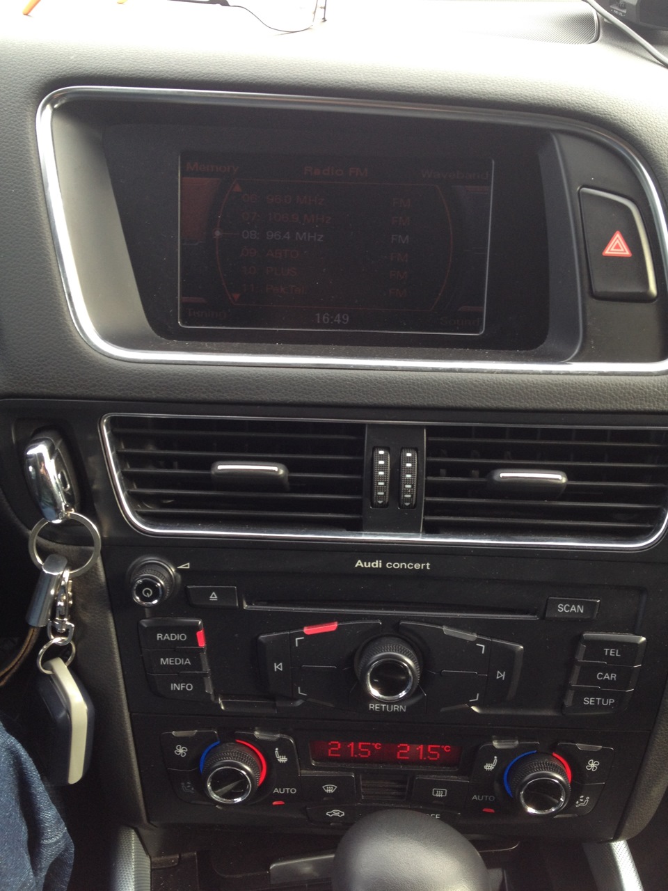 Фото в бортжурнале Audi Q5 (1G)