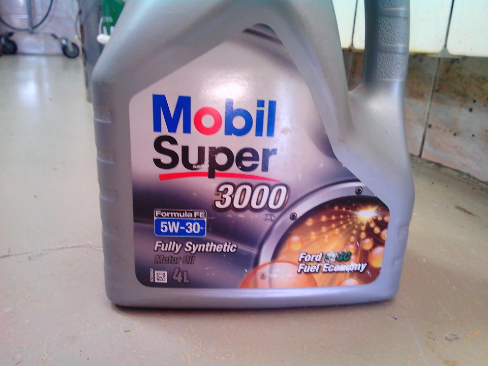 Mobil Super 3000 5W-30 — Nissan Sunny (B15)