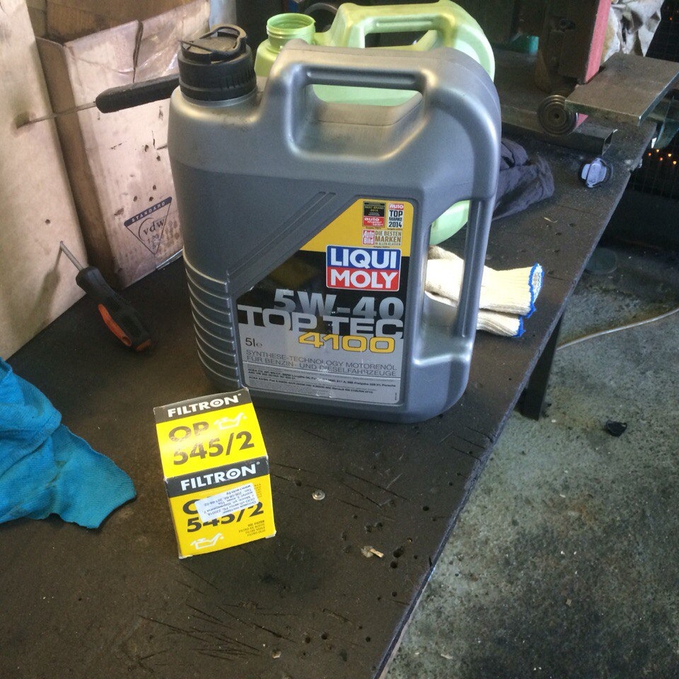 Liqui Moly top tec 4100 за 2800 руб. 5л Filtron OP 542/2 за 173 руб — FIAT Albea. Запчасти на фото: OP542