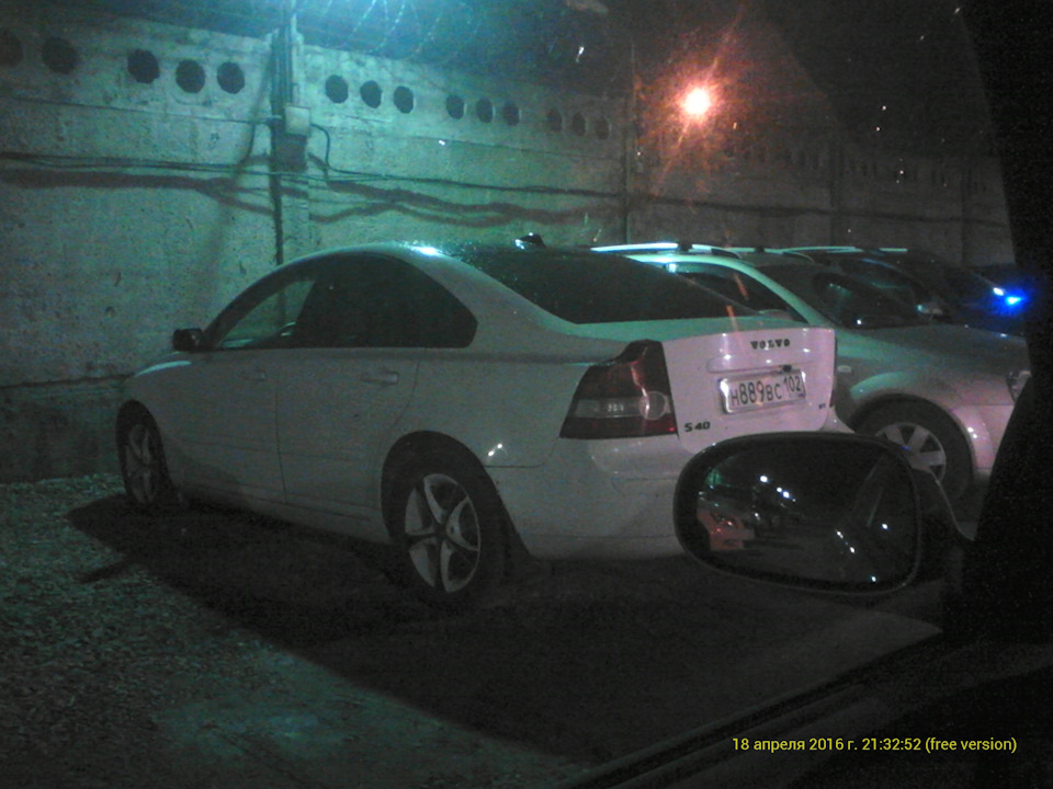 Фото в бортжурнале Volvo S40 (2G)