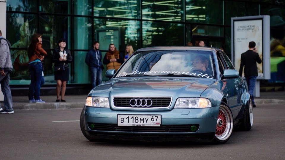 Audi A4 Deutsch Som