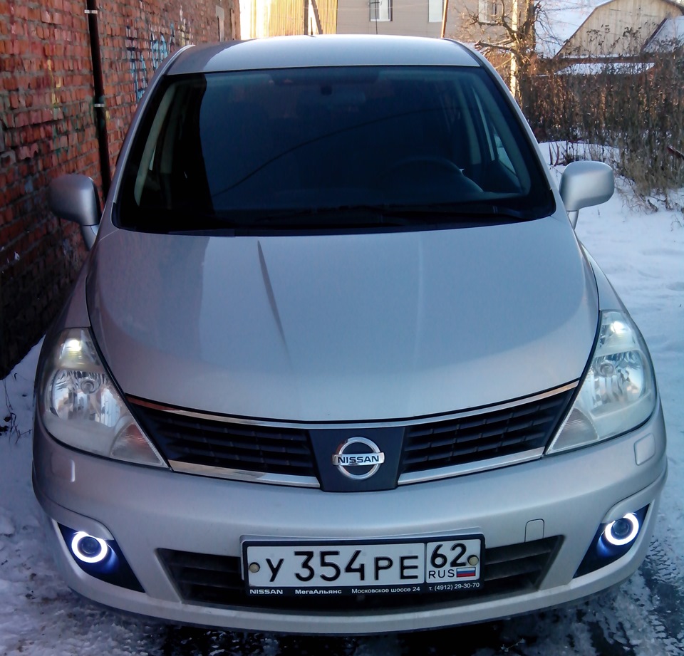 Фото в бортжурнале Nissan Tiida (1G)