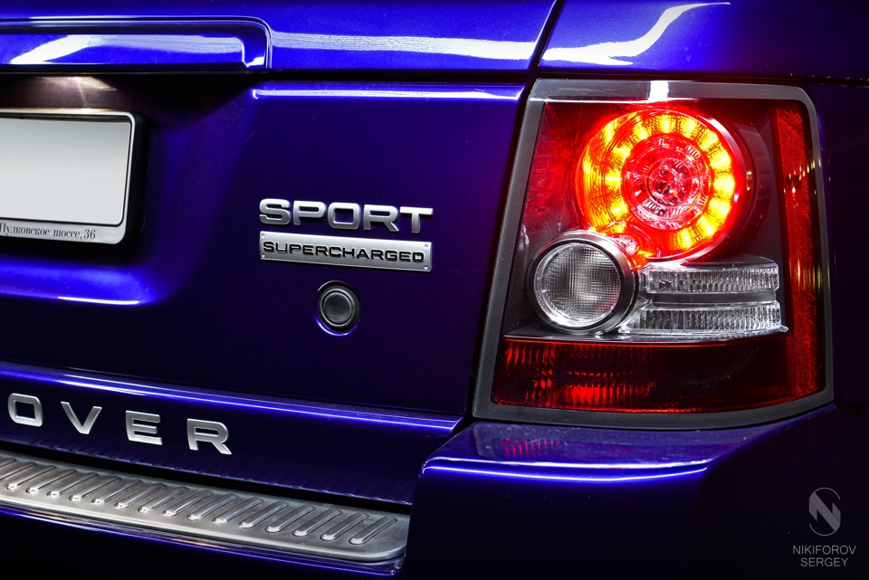 8 — Land Rover Range Rover Sport (1G)