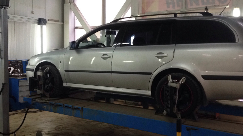 Фото в бортжурнале Skoda Octavia Combi A4 Mk1