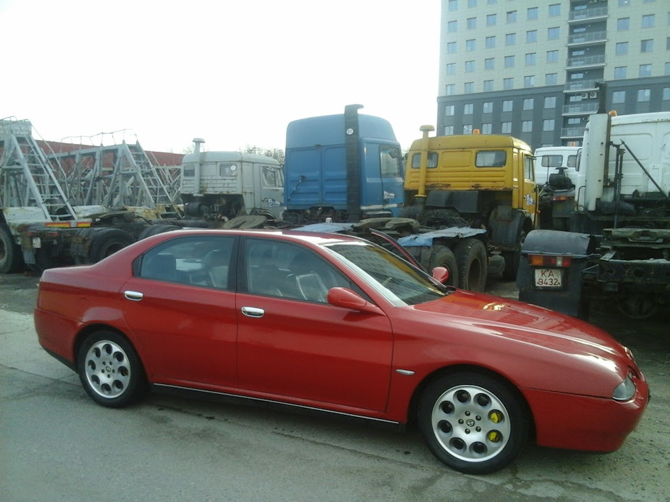 7 — Alfa Romeo 166