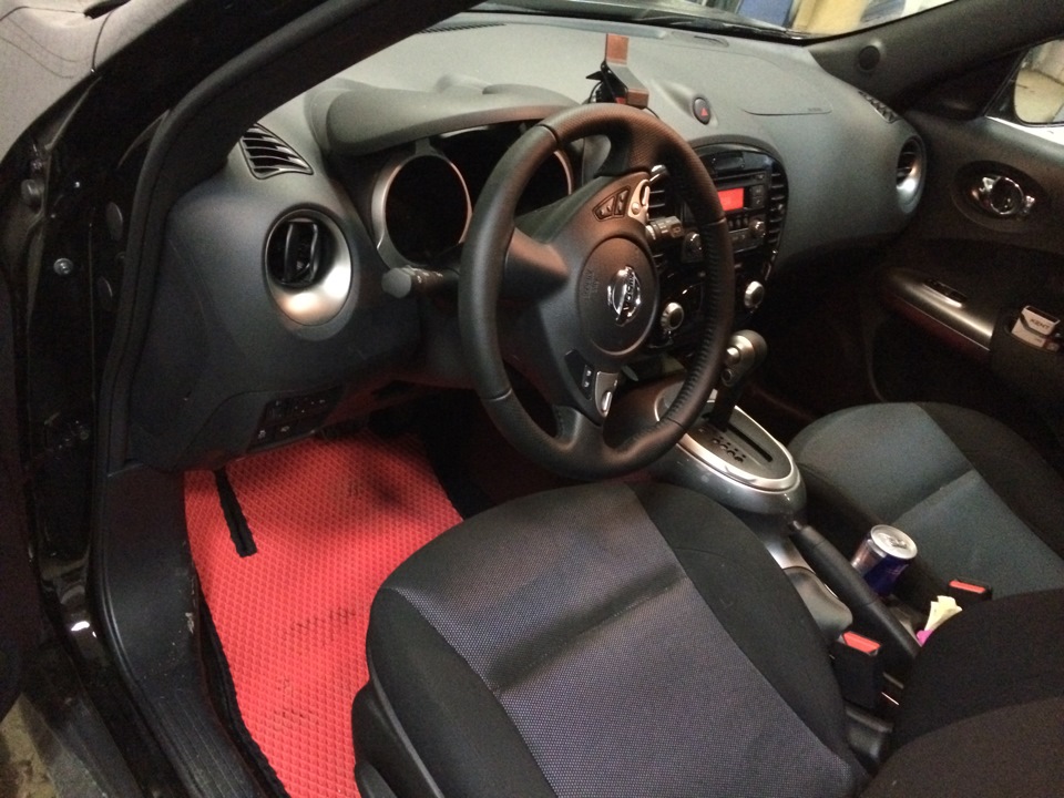 Перед — Nissan Juke (1G)