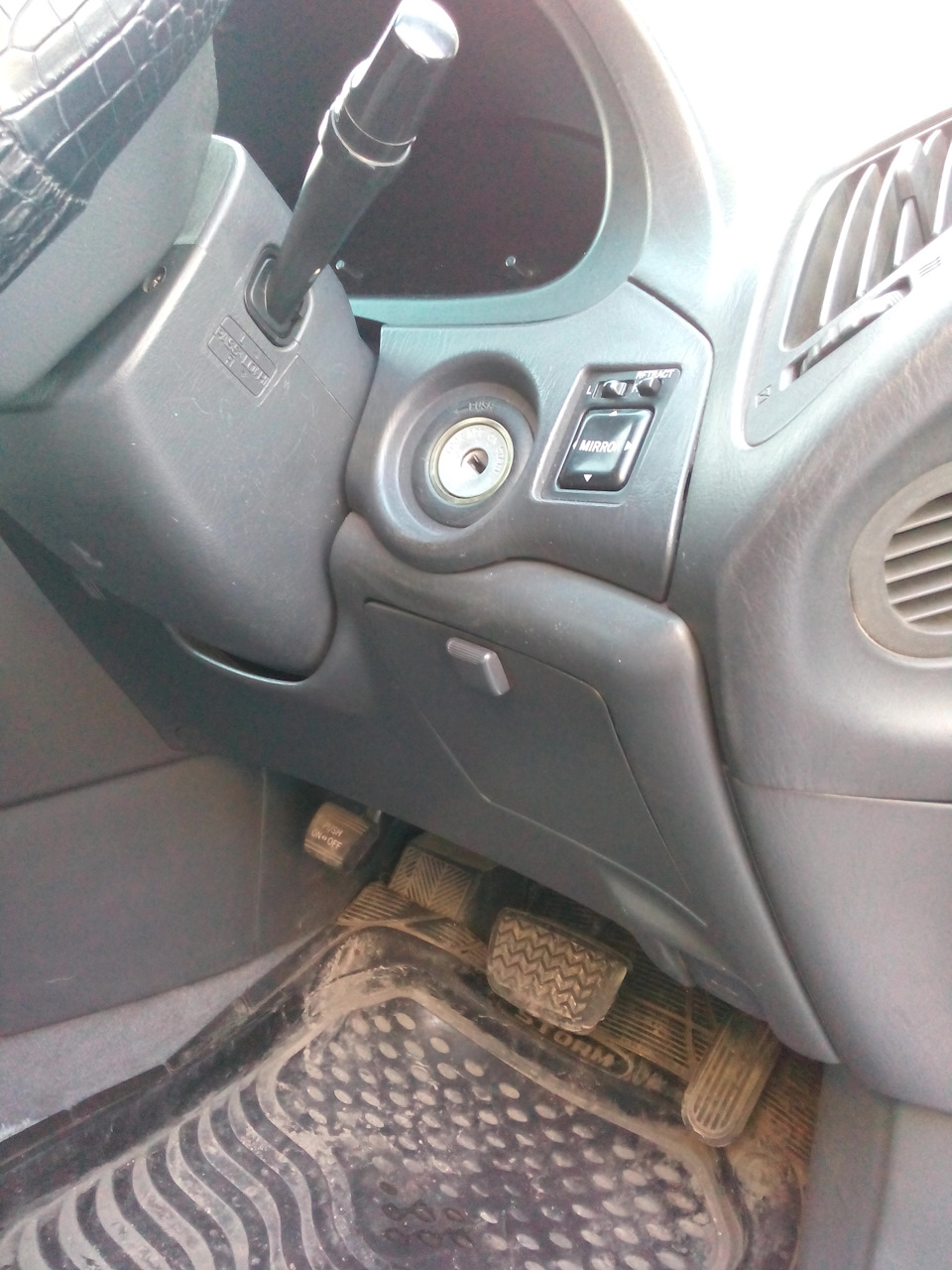 Фото в бортжурнале Toyota Harrier (1G)