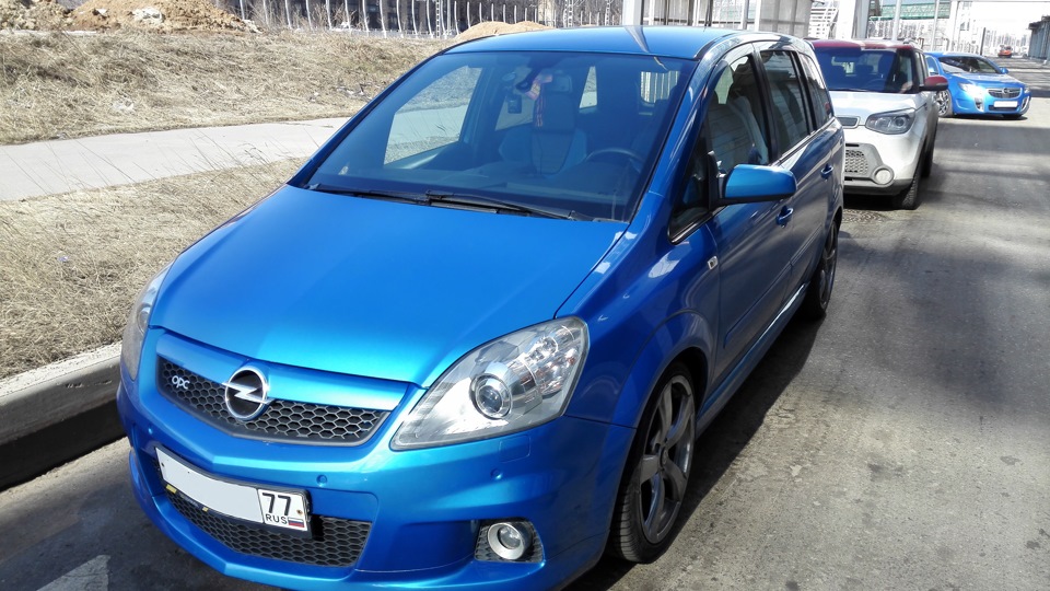 Opel Zafira OPC шустрый автобус