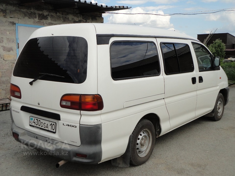 . — Mitsubishi Space Gear