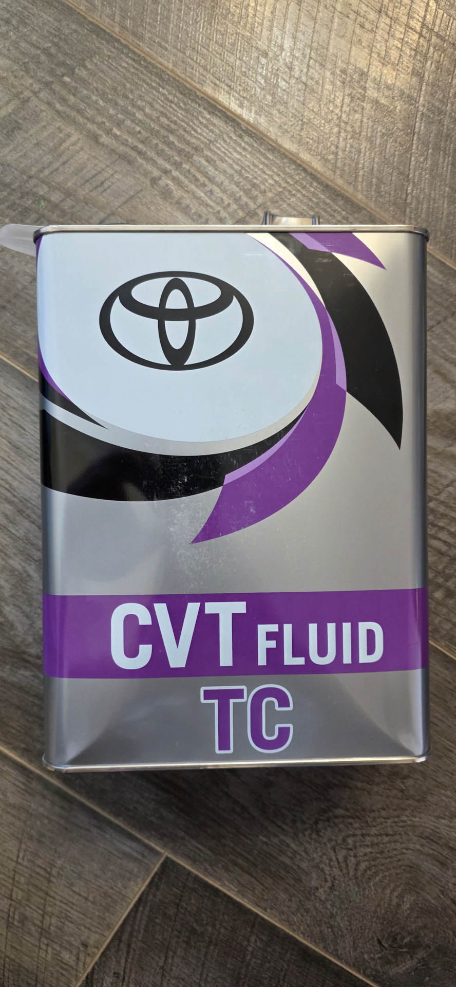 Фото в бортжурнале Toyota RAV4 (IV)