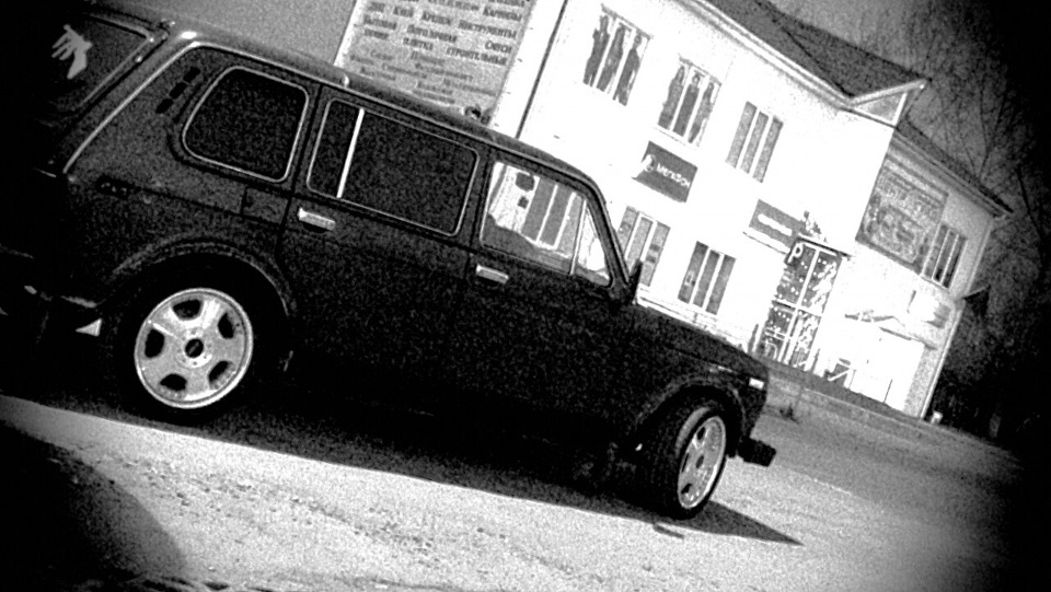 Фото в бортжурнале Lada 4x4 5D