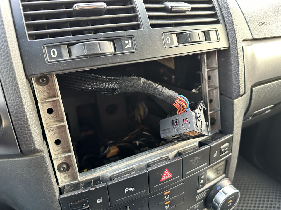 Фото в бортжурнале Volkswagen Touareg (1G)