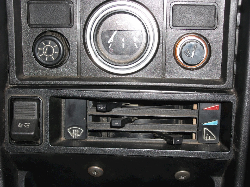 вот эти болты кумарят но без них не как — Lada 21043