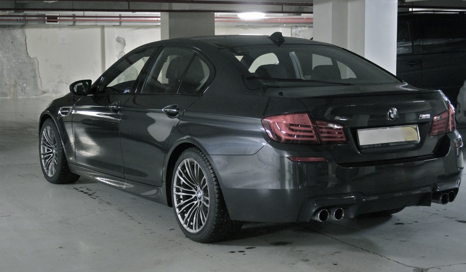 Фото в бортжурнале BMW M5 (F10)