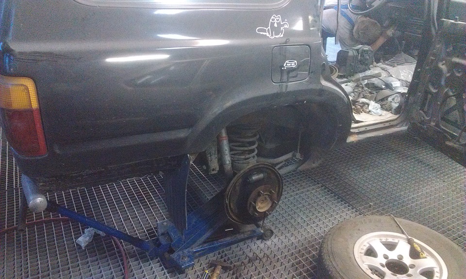 Фото в бортжурнале Toyota 4Runner (2G)