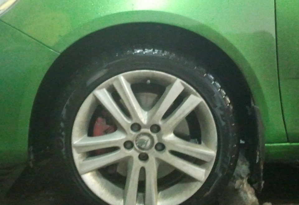 Спереди. ДО — Skoda Fabia RS Mk2