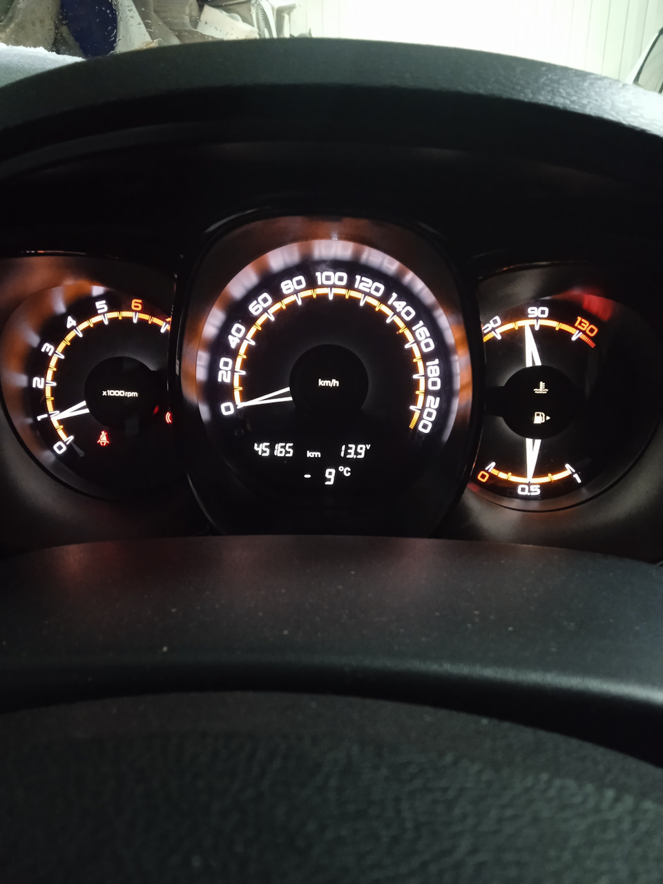 Фото в бортжурнале Lada Vesta (1G)