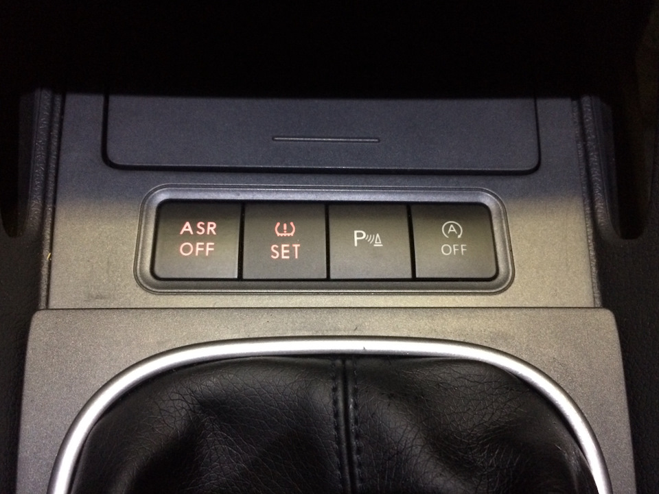 Фото в бортжурнале Volkswagen Jetta V