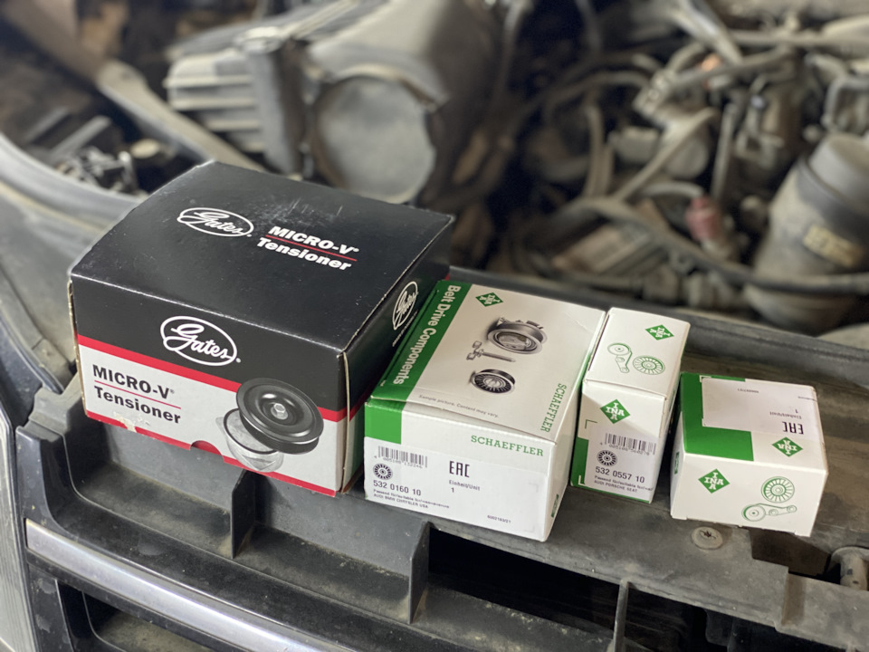 Фото в бортжурнале Volkswagen Touareg (2G). Запчасти на фото: 532016010, 532055710