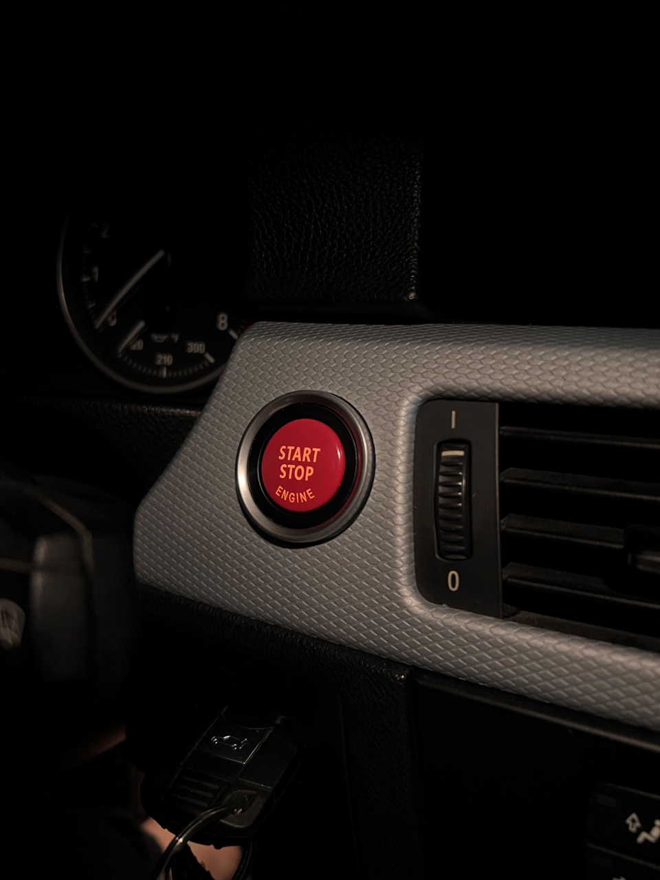 Кнопка — BMW 3 series Coupe (E92)