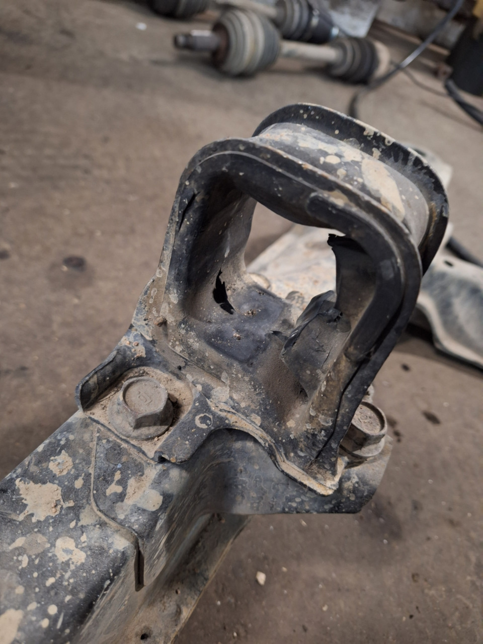 Фото в бортжурнале Honda Accord Euro R (CL1)