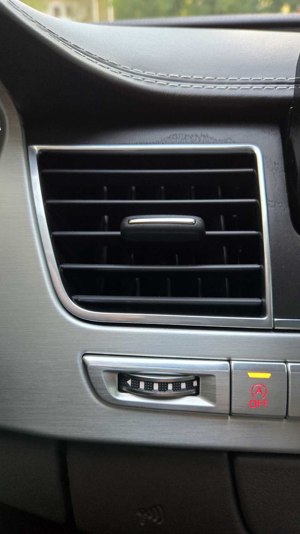 Фото в бортжурнале Audi A8 (D4)