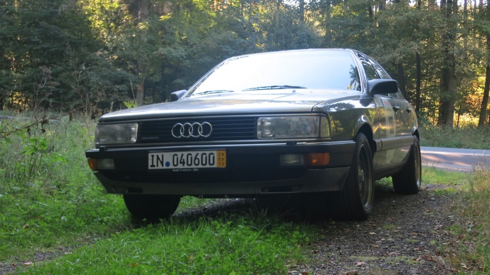 Фото в бортжурнале Audi 100 (C3)
