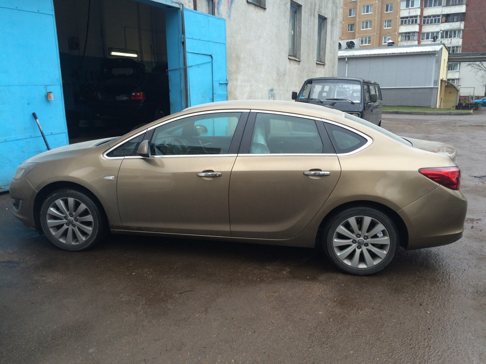 Фото в бортжурнале Opel Astra J