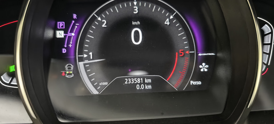 Фото в бортжурнале Renault Espace (5G). Запчасти на фото: 233581