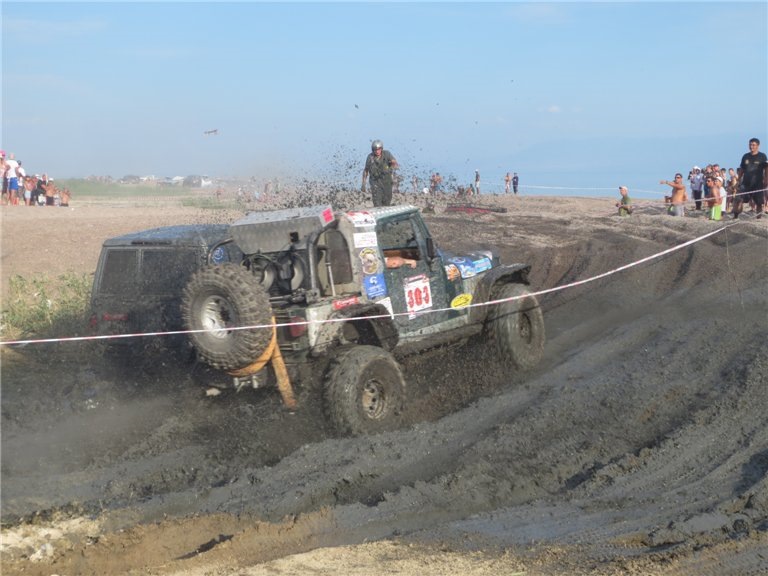 Фото в бортжурнале Jeep Wrangler (YJ)