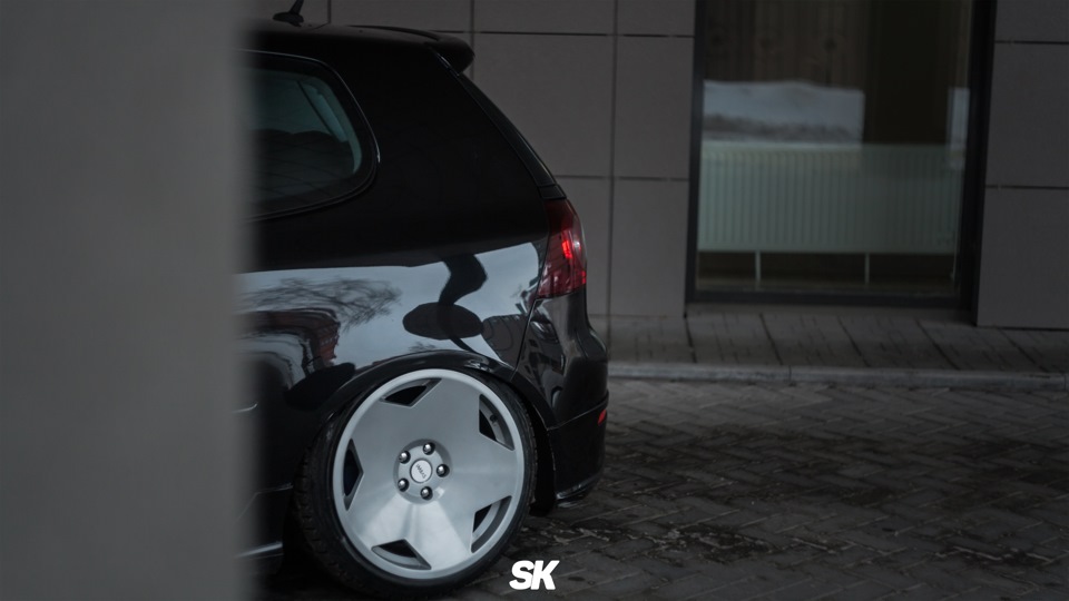Фото в бортжурнале Volkswagen Golf R Mk5