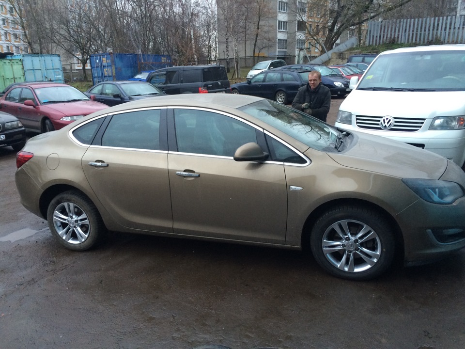 Фото в бортжурнале Opel Astra J