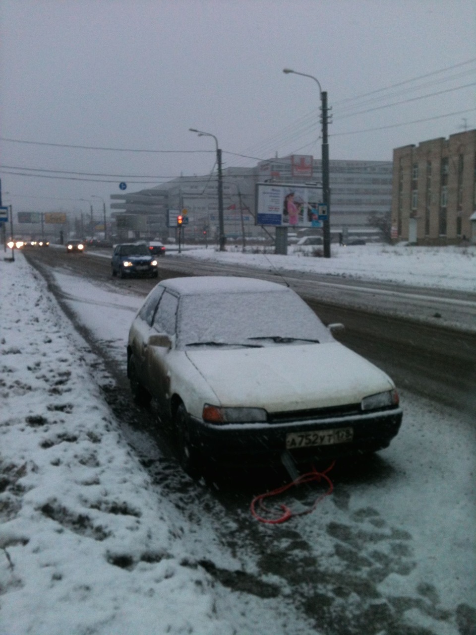 Пока мужик тянул отца на сервис — Mazda 323 IV