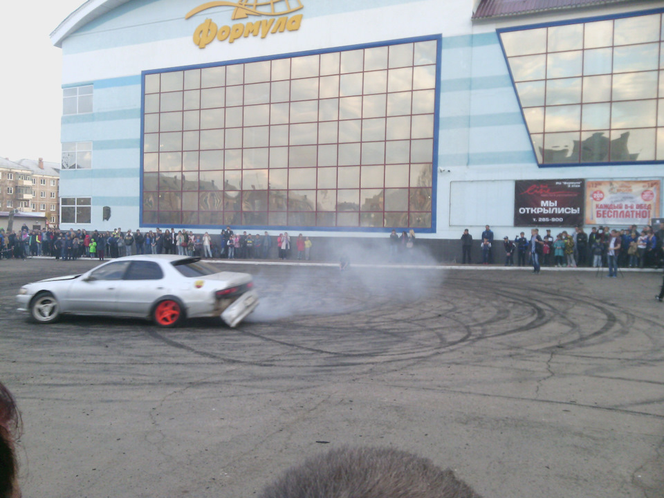 Оторвал бампер — Mitsubishi Lancer Evolution VIII