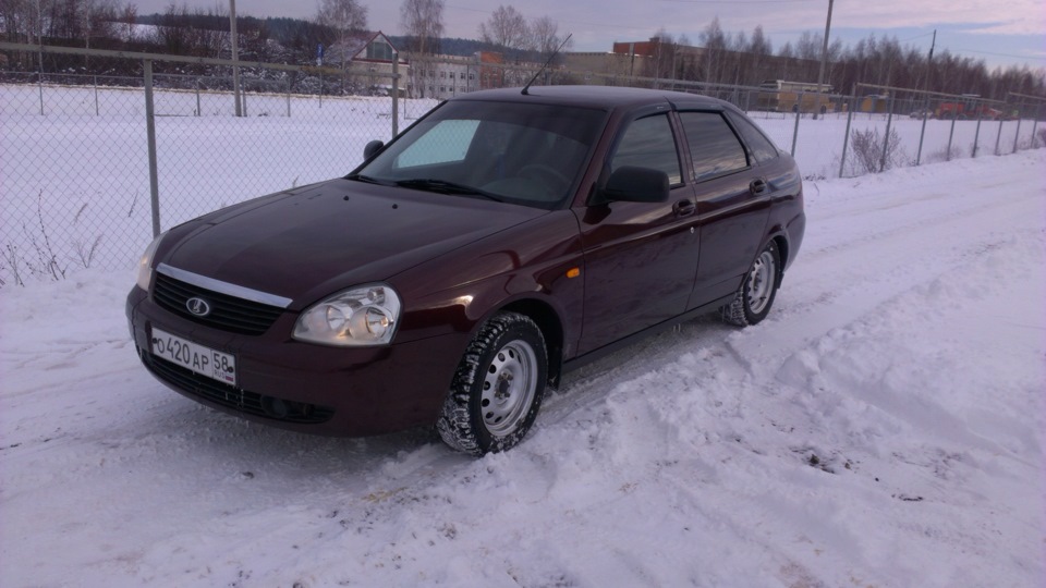 Lada Приора Хэтчбек портвейн.