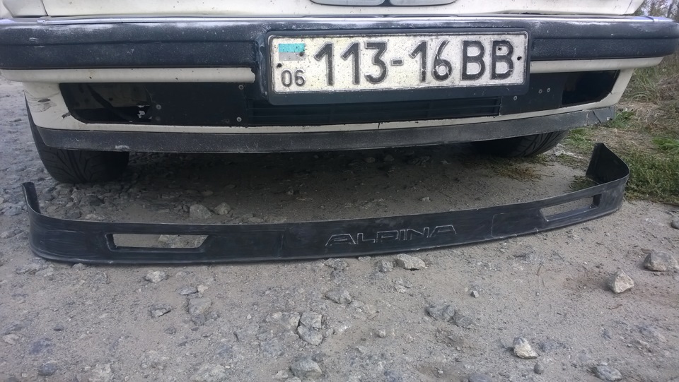 Фото в бортжурнале BMW 7 series (E32)