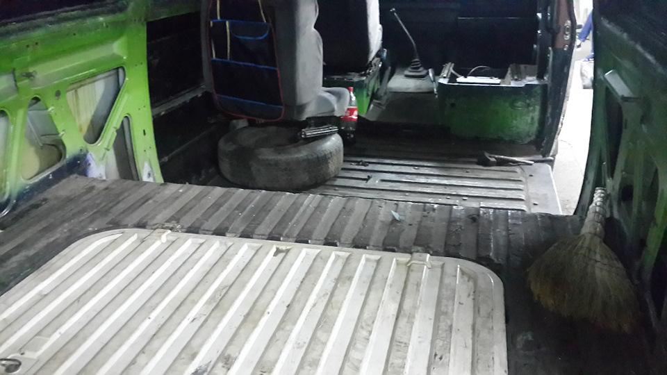 Фото в бортжурнале Volkswagen Transporter T3