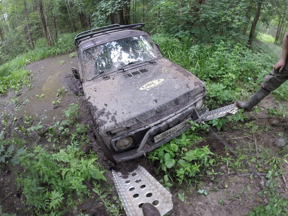 траки — вещь — Lada 2329