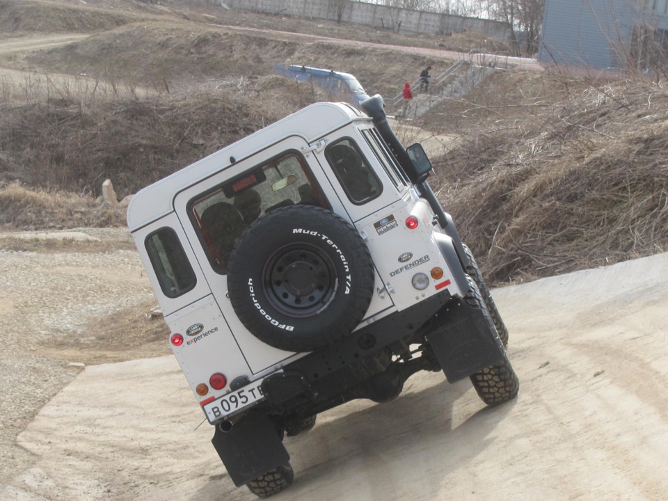 Фото в бортжурнале Land Rover Freelander 2 (L359)
